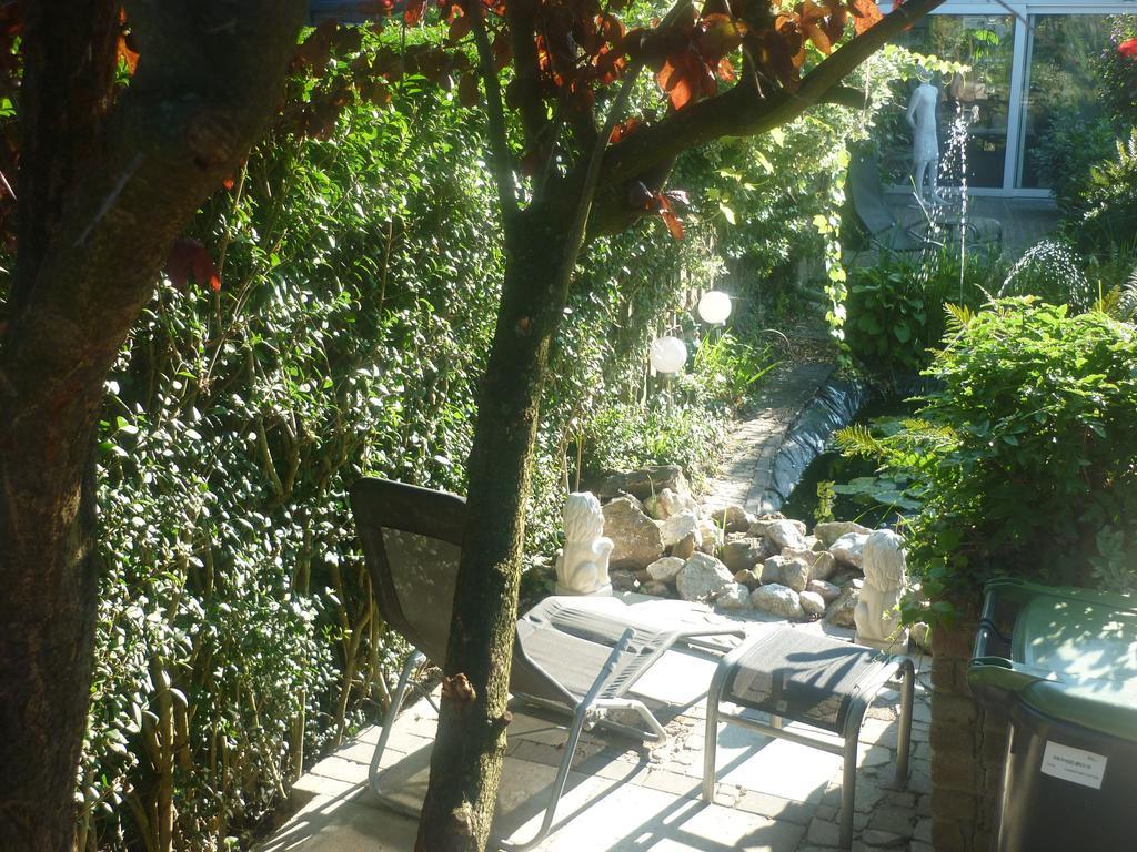 Tonnie'S Bed And Breakfast Kerkrade Esterno foto