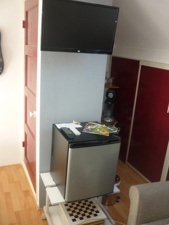 Tonnie'S Bed And Breakfast Kerkrade Esterno foto