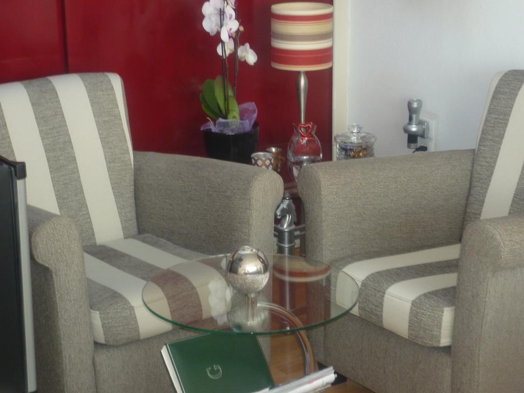 Tonnie'S Bed And Breakfast Kerkrade Esterno foto