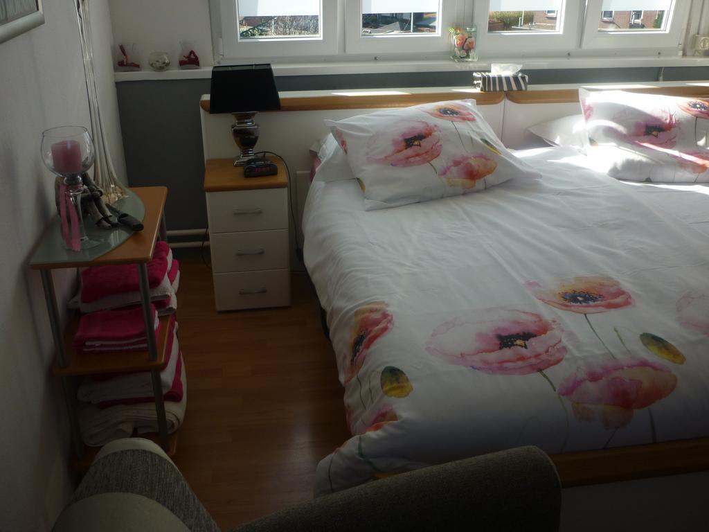 Tonnie'S Bed And Breakfast Kerkrade Esterno foto