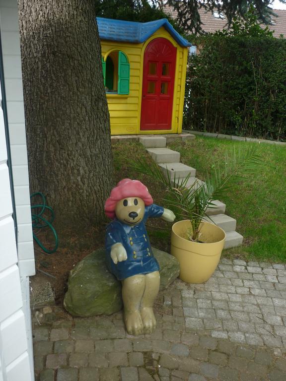 Tonnie'S Bed And Breakfast Kerkrade Esterno foto