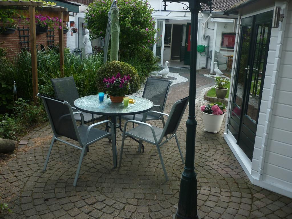 Tonnie'S Bed And Breakfast Kerkrade Esterno foto